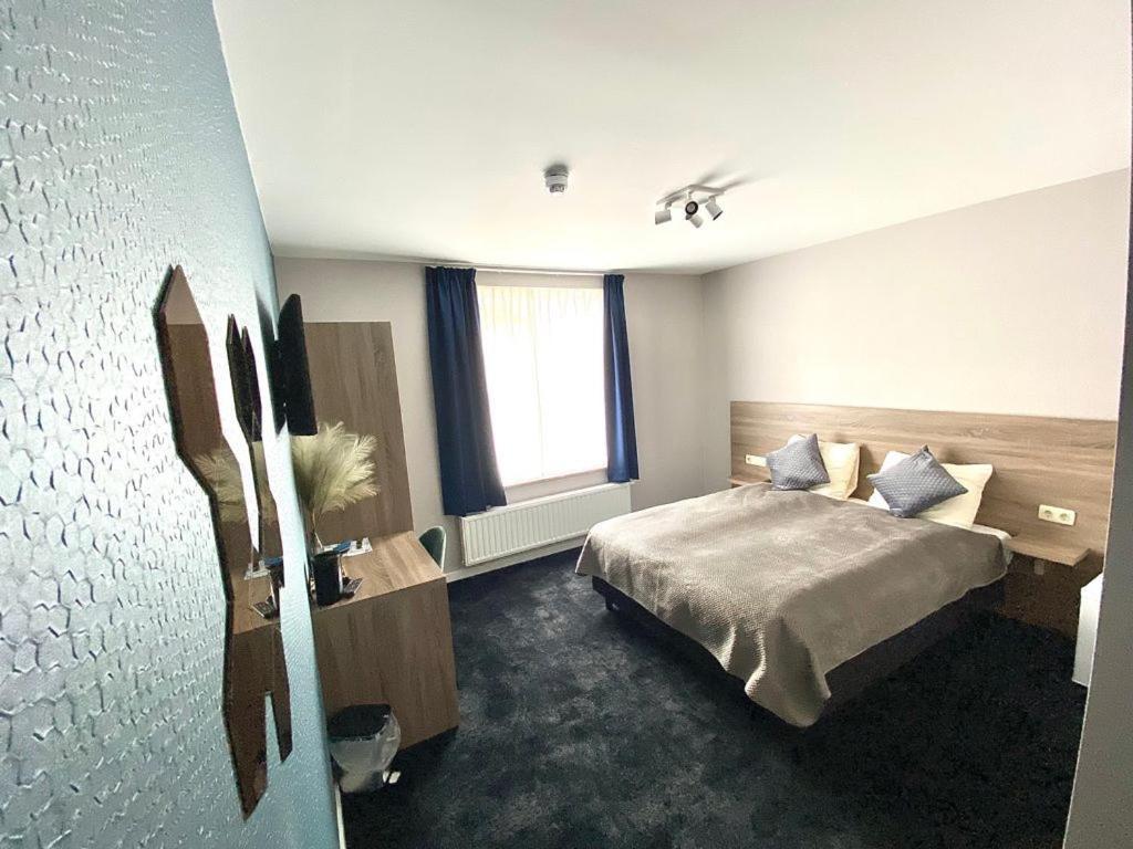 Hotel Du Commerce Oostburg Eksteriør bilde