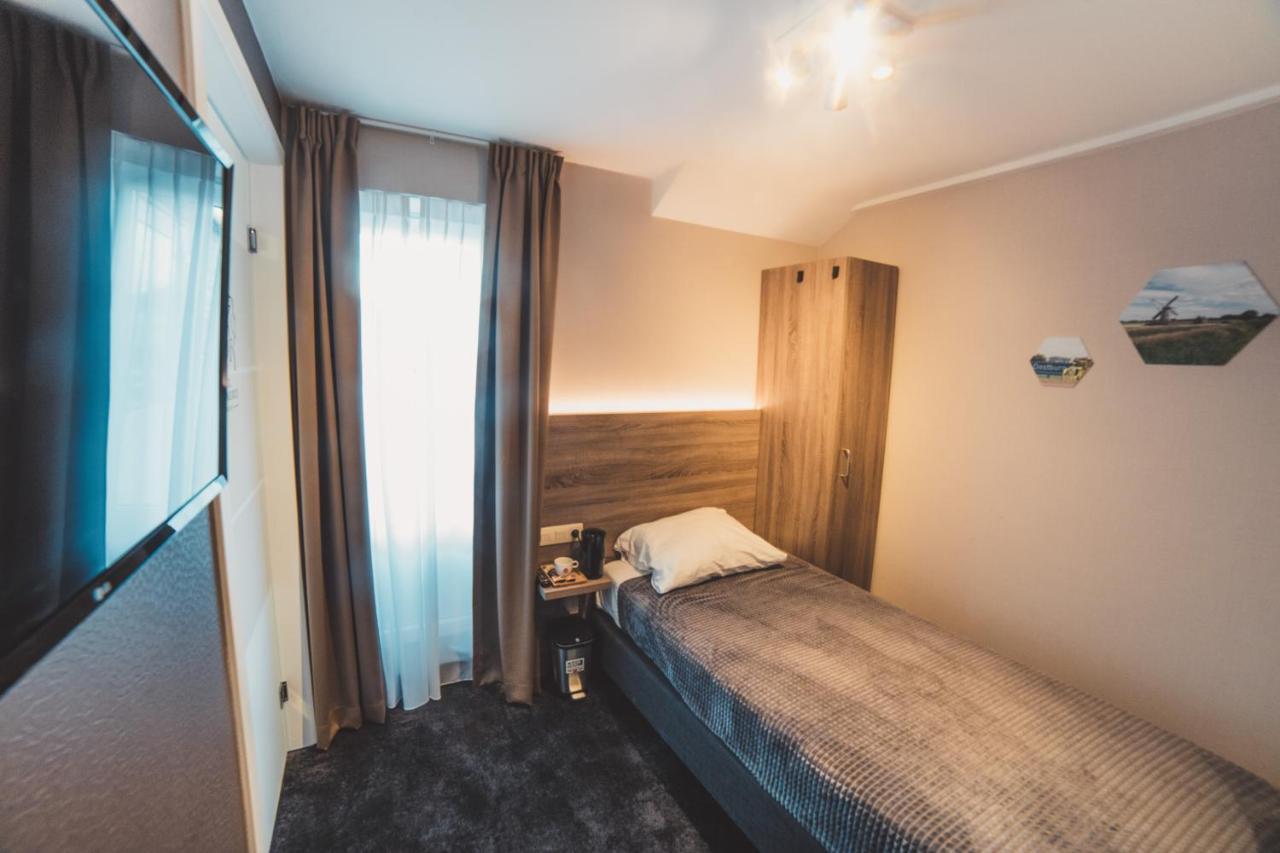 Hotel Du Commerce Oostburg Eksteriør bilde