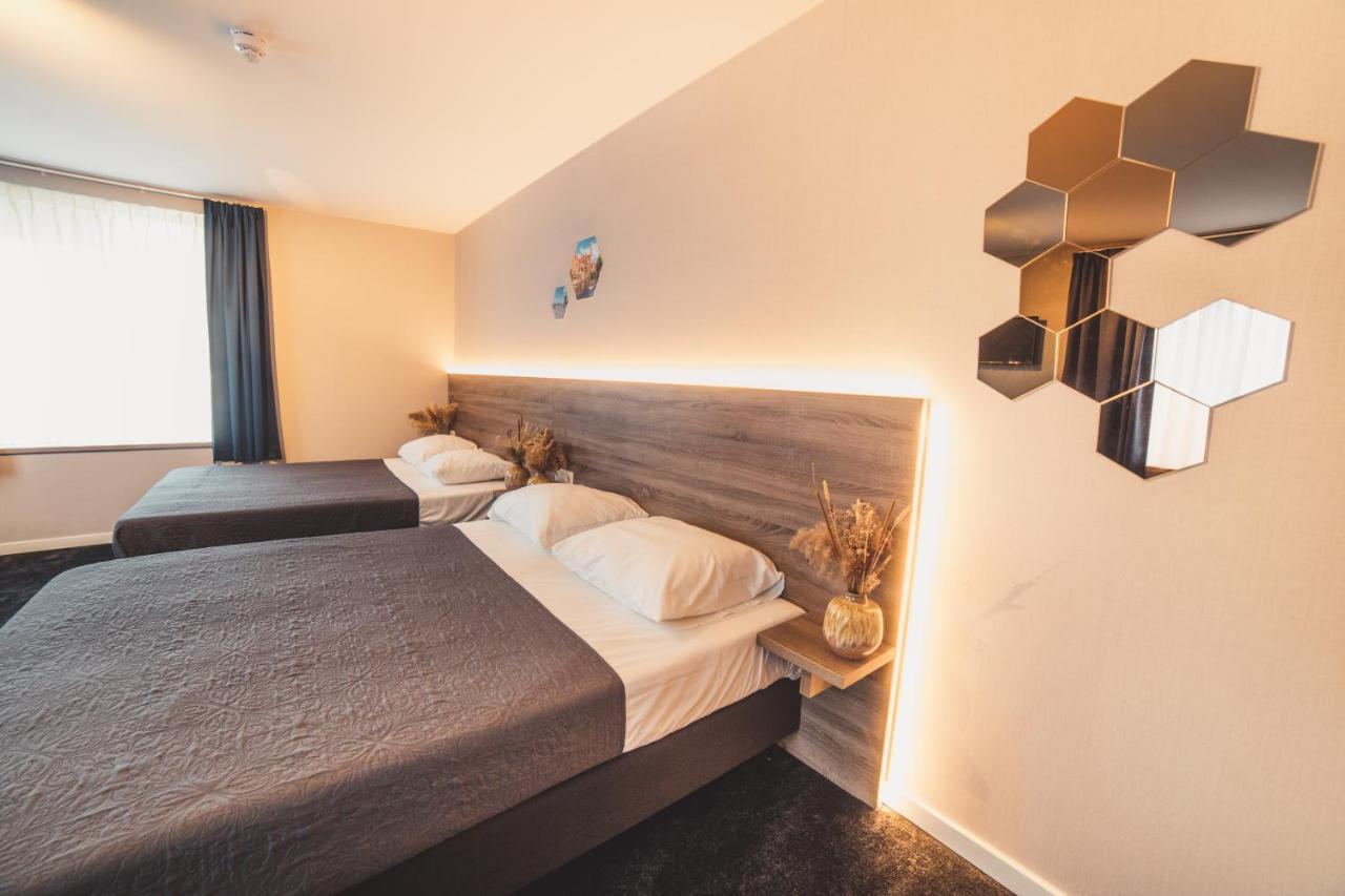 Hotel Du Commerce Oostburg Eksteriør bilde
