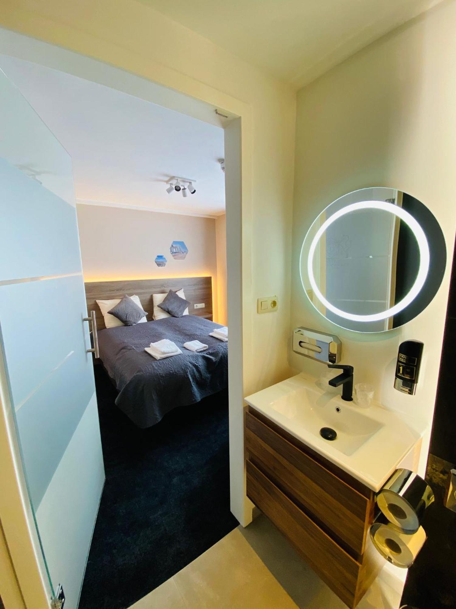 Hotel Du Commerce Oostburg Eksteriør bilde