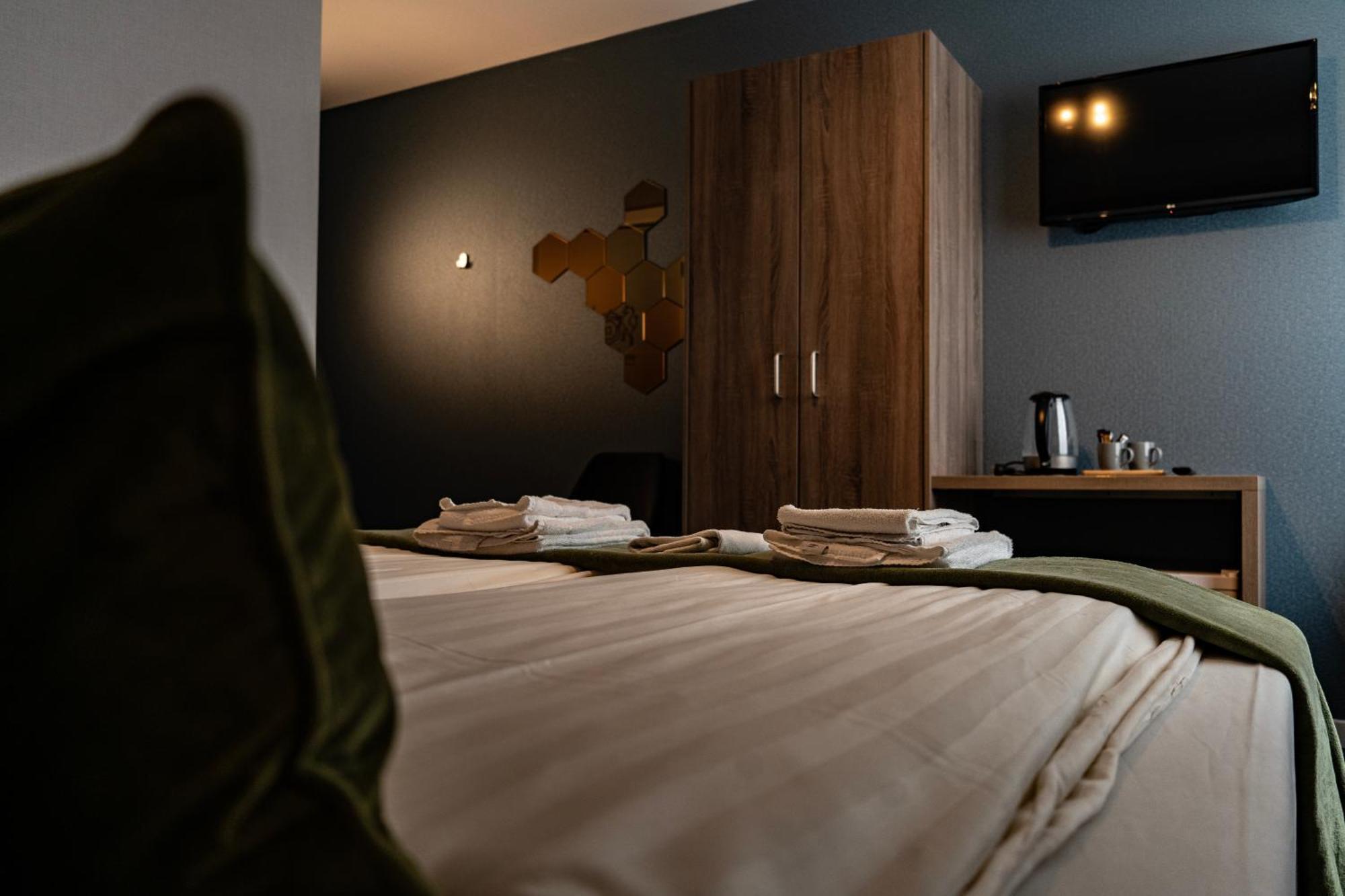 Hotel Du Commerce Oostburg Eksteriør bilde